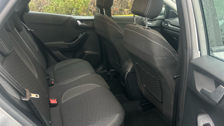 Ford Puma 1.0 EcoBoost Hybrid mHEV 155 Titanium 5dr Petrol Hatchback